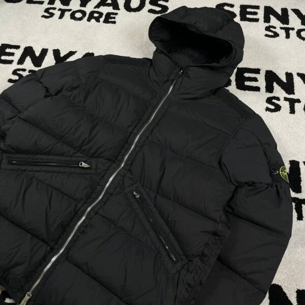 2 STONE ISLAND SEAMLESS TUNNEL NYLON DOWN-TC