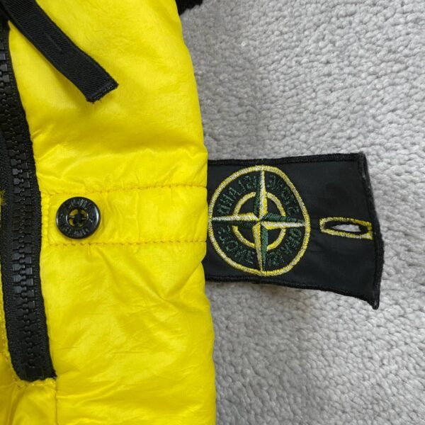 4 STONE ISLAND GARMENT DYED MICRO YARN DOWN