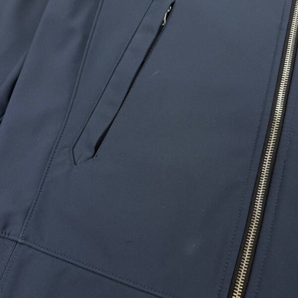 8 STONE ISLAND LIGHT SOFT SHELL-R