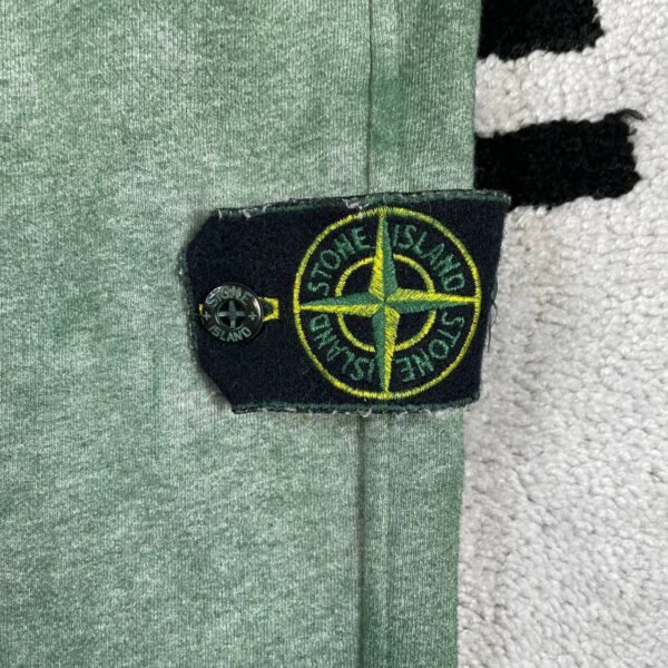 photo_2026-04-25_22-56-04 (2) STONE ISLAND DUST COLOUR SHORTS