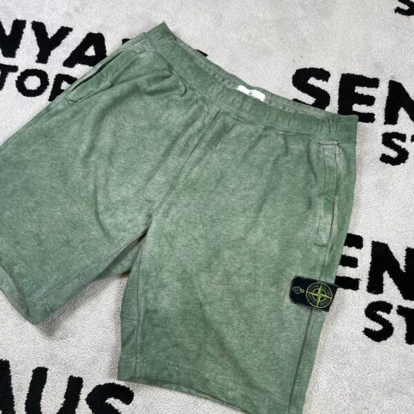 photo_2026-04-25_22-56-04 STONE ISLAND DUST COLOUR SHORTS
