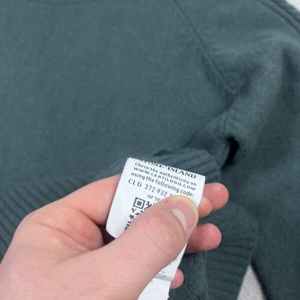 photo_2026-04-26_12-48-04 STONE ISLAND SWEATER