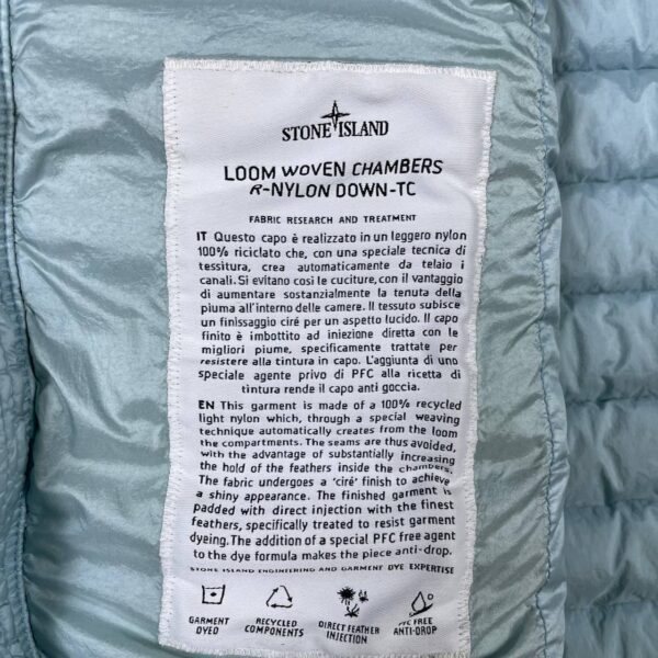 photo_2026-04-26_13-28-11 STONE ISLAND LOOM WOVEN CHAMBERS R-NYLON DOWN-TC