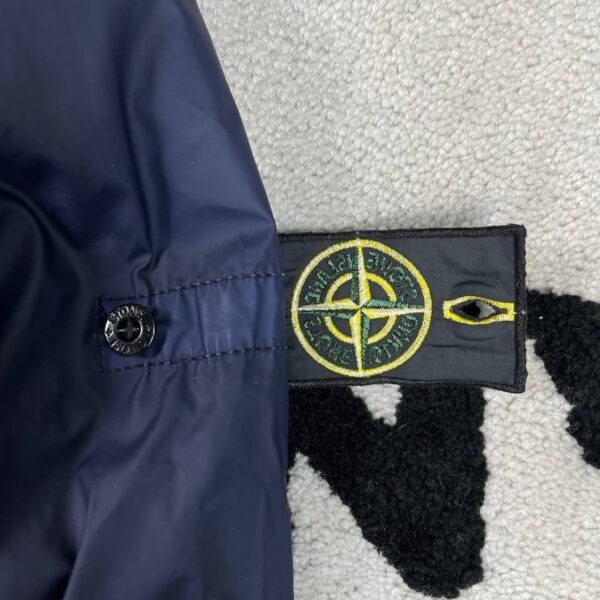 photo_2026-04-26_13-39-33 (2) STONE ISLAND MUSSOLA GOMMATA JACKET
