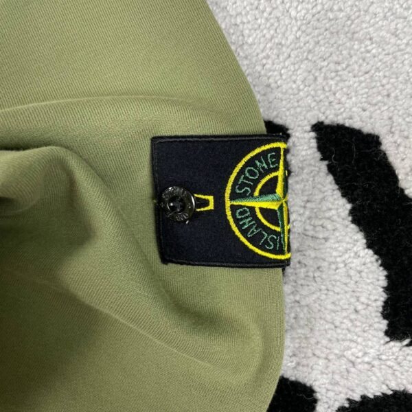 photo_2026-04-26_20-20-48 STONE ISLAND HOODIE
