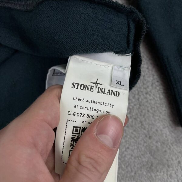 photo_2026-04-26_21-39-29 STONE ISLAND SWEATER