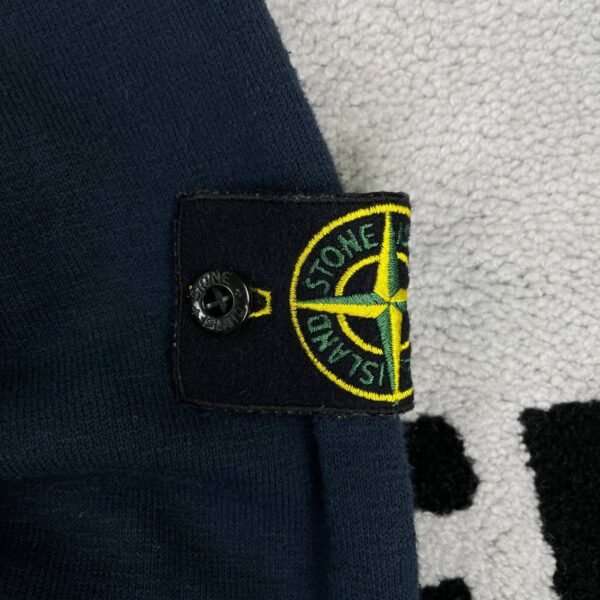 photo_2026-04-26_21-42-31 STONE ISLAND SWEATER