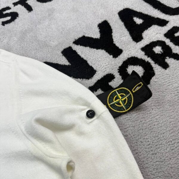 photo_2026-04-27_21-21-38 STONE ISLAND SWEATER
