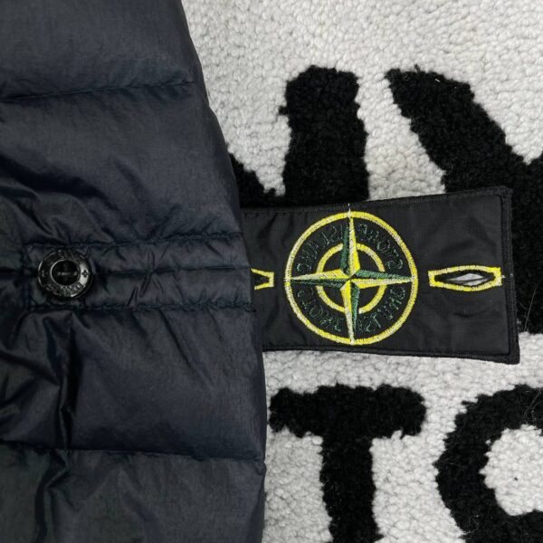 photo_2026-04-28_21-28-04 (2) STONE ISLAND LOOM WOVEN CHAMBERS R-NYLON DOWN -TC