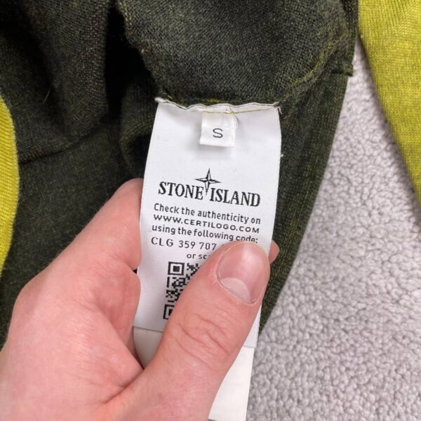 photo_2026-04-28_21-29-57 STONE ISLAND SWEATER