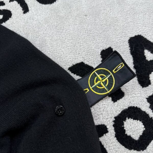 photo_2026-05-02_23-23-50 STONE ISLAND WOOL SWEATER