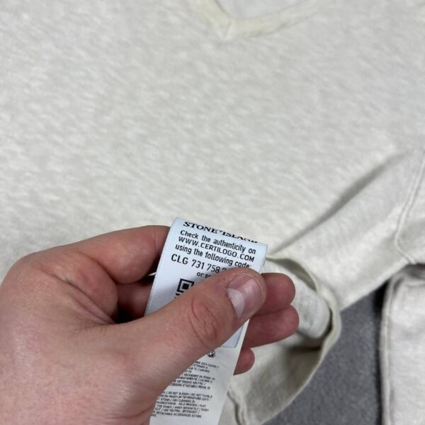 photo_2026-05-11_22-19-52 STONE ISLAND SWEATER