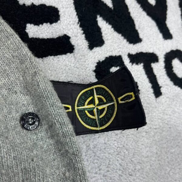 photo_2026-05-11_22-29-30 STONE ISLAND SWEATER