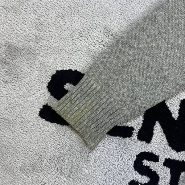 photo_2026-05-11_22-29-31 STONE ISLAND SWEATER