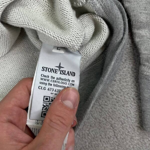 photo_2026-05-19_22-13-23 (2) STONE ISLAND SWEATSHIRT