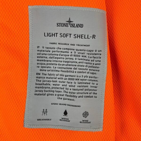 photo_2026-05-19_22-19-40 STONE ISLAND LIGHT SOFT SHELL-R