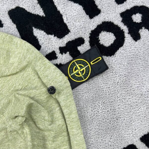 photo_2026-05-23_08-08-11 STONE ISLAND SWEATER
