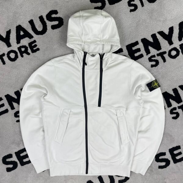 photo_2026-05-25_22-38-18 STONE ISLAND ZIP HOODIE