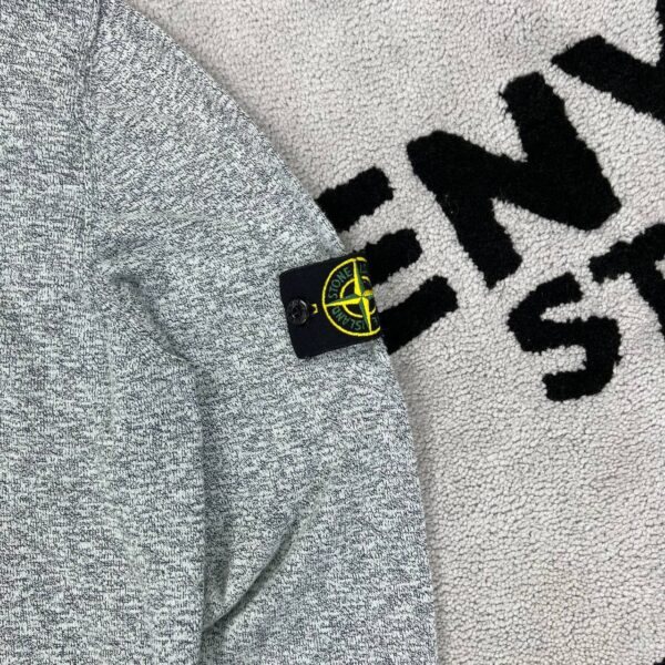 photo_2026-05-30_08-57-15 (2) STONE ISLAND SWEATER