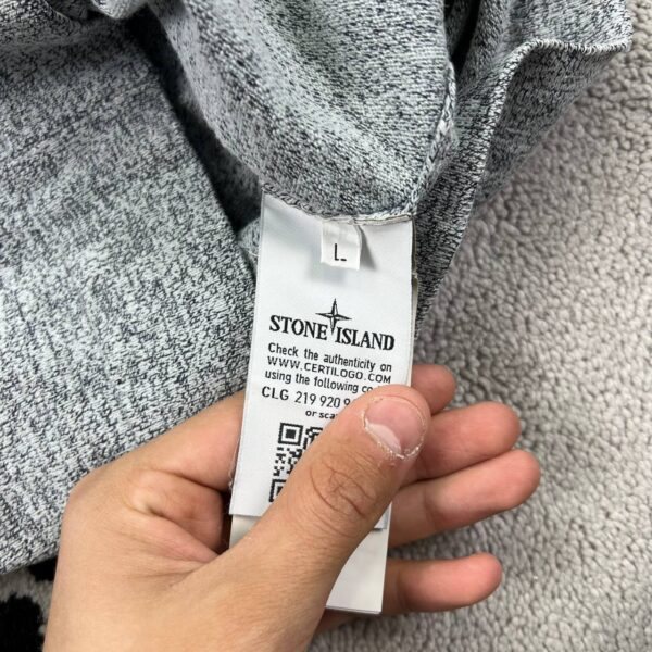 photo_2026-05-30_08-57-17 STONE ISLAND SWEATER