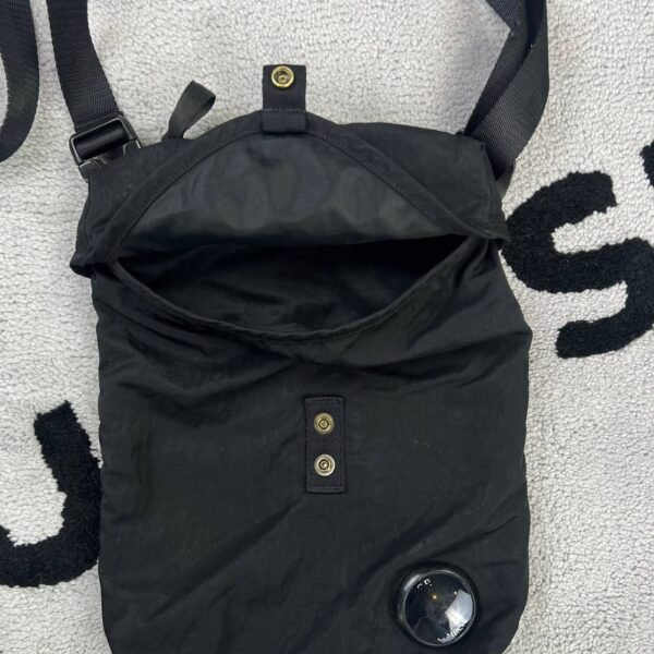 photo_2026-06-01_20-58-29 C.P. COMPANY NYLON METALL BAG