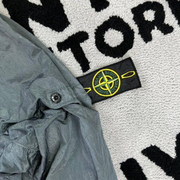 photo_2026-06-01_21-07-06 (2) STONE ISLAND NYLON METAL/TYVEK SHIELD