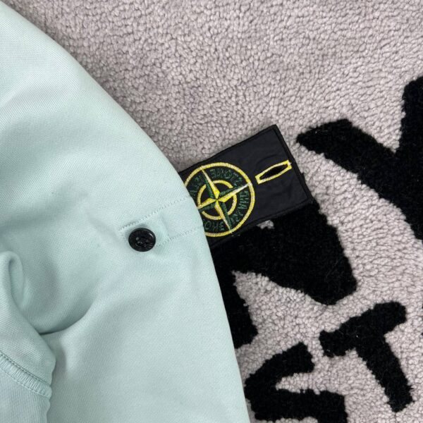 photo_2026-06-03_22-16-15 STONE ISLAND SWEATSHIRT