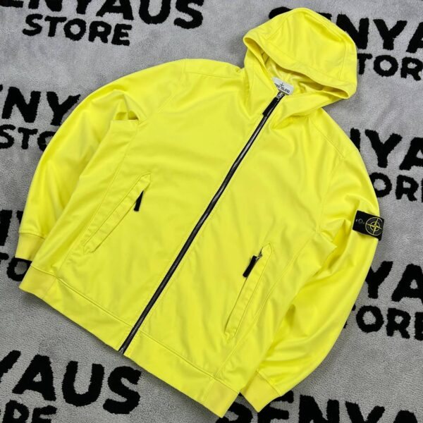 photo_2026-06-14_11-06-06 STONE ISLAND LIGHT SOFT SHELL-R
