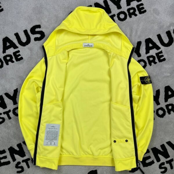 photo_2026-06-14_11-06-07 STONE ISLAND LIGHT SOFT SHELL-R