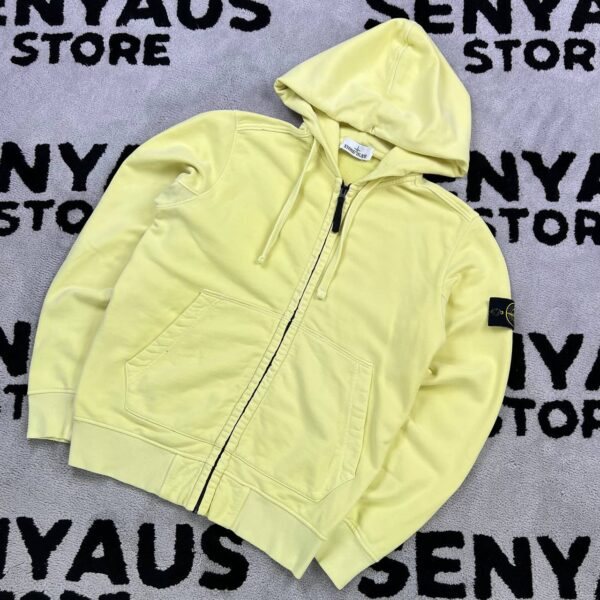 photo_2026-06-14_11-11-00 STONE ISLAND ZIP HOODIE