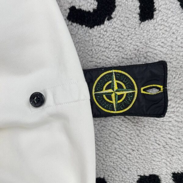 photo_2026-06-16_23-06-54 STONE ISLAND SWEATSHIRT