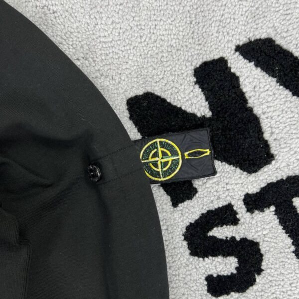 photo_2026-06-20_20-22-05 STONE ISLAND ZIP HOODIE