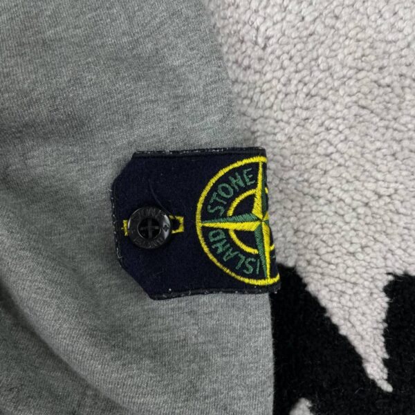 photo_2026-06-21_23-04-30 STONE ISLAND DUST COLOUR SWEATSHIRT