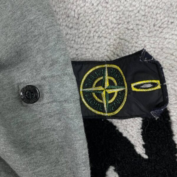 photo_2026-06-21_23-04-31 STONE ISLAND DUST COLOUR SWEATSHIRT