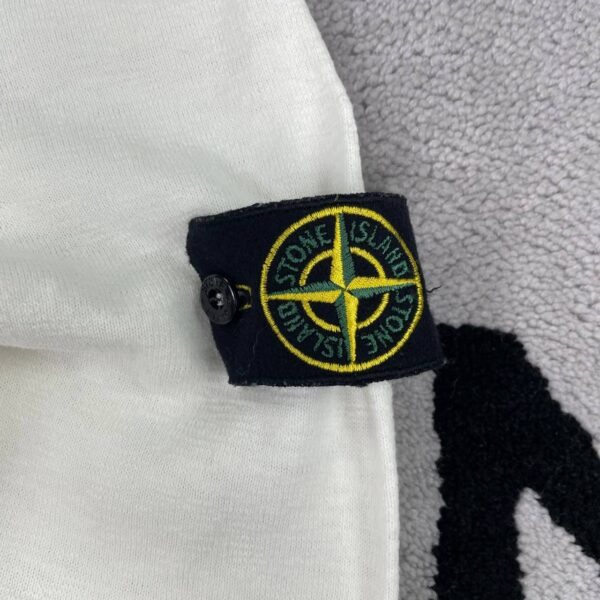 photo_2026-06-26_15-24-48 STONE ISLAND SWEATER