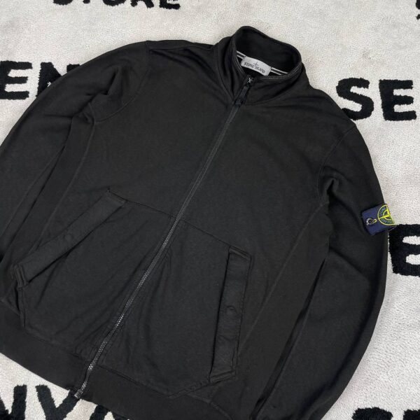 photo_2026-07-02_21-27-07 STONE ISLAND ZIP