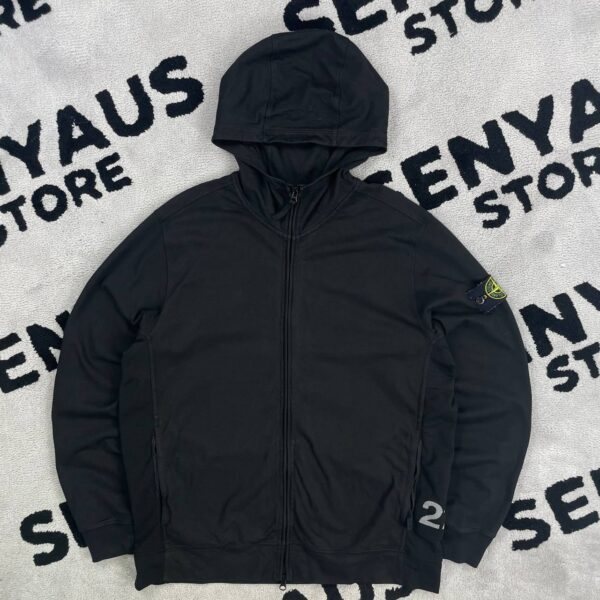 photo_2026-07-02_21-29-46 STONE ISLAND ZIP HOODIE PIATTINA 82/22