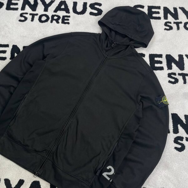 photo_2026-07-02_21-29-47 STONE ISLAND ZIP HOODIE PIATTINA 82/22
