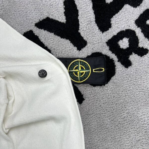 photo_2026-07-12_20-55-45 (2) STONE ISLAND SWEATER