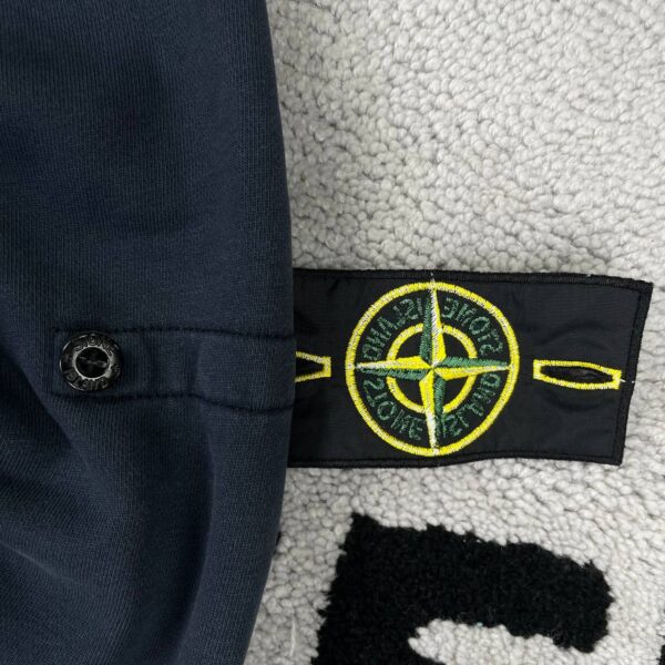 photo_2026-07-21_23-39-20 STONE ISLAND ZIP HOODIE