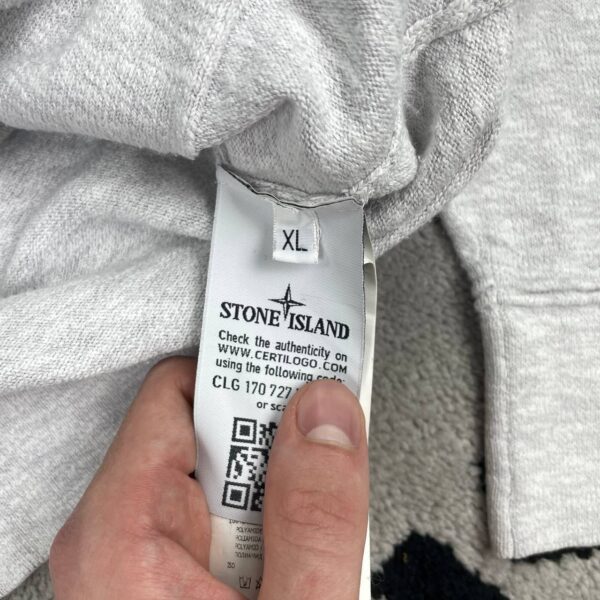 photo_2026-07-21_23-40-31 STONE ISLAND ZIP HOODIE WITH NYLON METAL