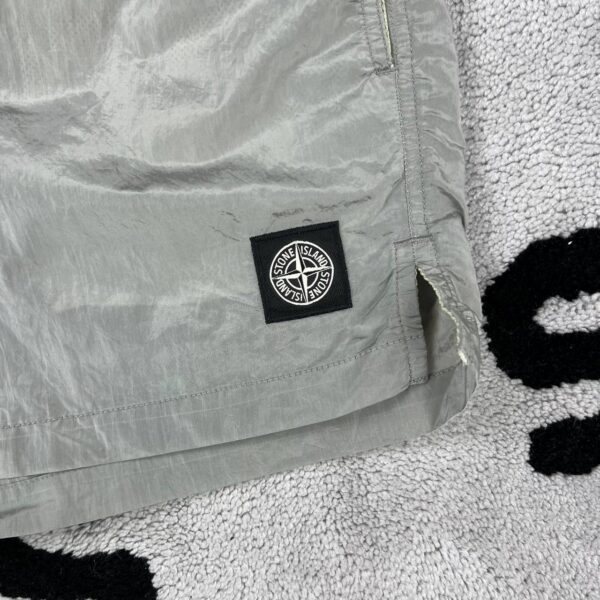photo_2026-08-04_23-21-23 STONE ISLAND NYLON METAL SHORTS