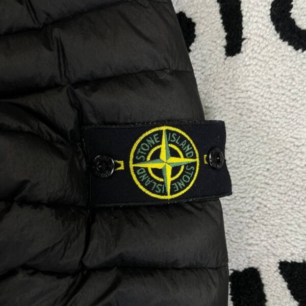 photo_2026-08-10_21-56-51 STONE ISLAND LOOM WOOVEN CHAMBERS R-NYLON DOWN-TC JACKET