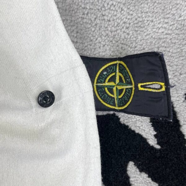 photo_2026-08-12_23-46-28 STONE ISLAND SWEATER