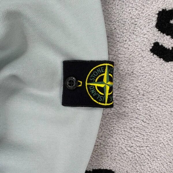 photo_2026-08-21_07-52-28 STONE ISLAND SWEATSHIRT