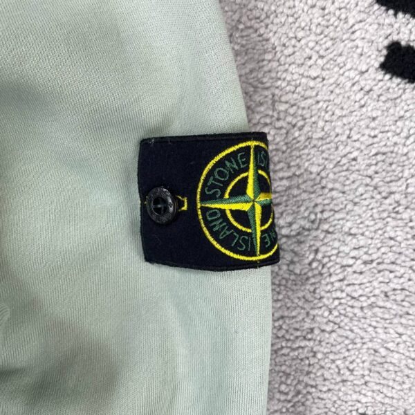 photo_2026-08-28_21-54-34 (2) STONE ISLAND ZIP HOODIE
