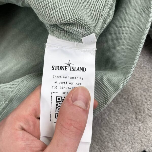 photo_2026-08-28_21-54-36 STONE ISLAND ZIP HOODIE