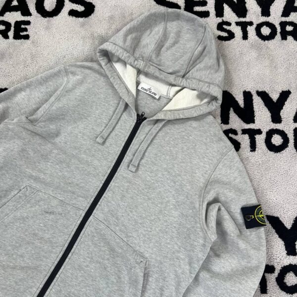 STONE ISLAND ZIP HOODIE