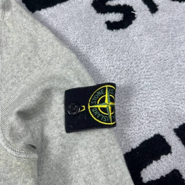 photo_2026-09-07_23-09-53 (2) STONE ISLAND SWEATER