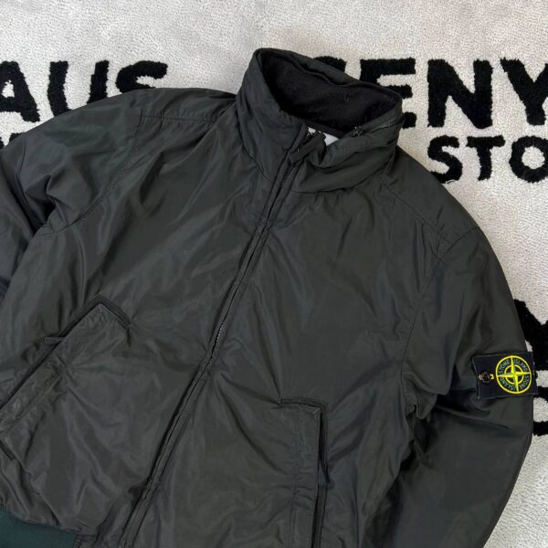 photo_2026-09-14_22-36-17 (2) STONE ISLAND MICRO REPS WITH PRIMALOFT INSULATION TECHNOLOGY